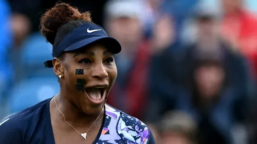 Serena Williams a câștigat primul meci disputat după o pauză de un an! Lovitura cu care a băgat frica în adversare, la Eastbourne | VIDEO