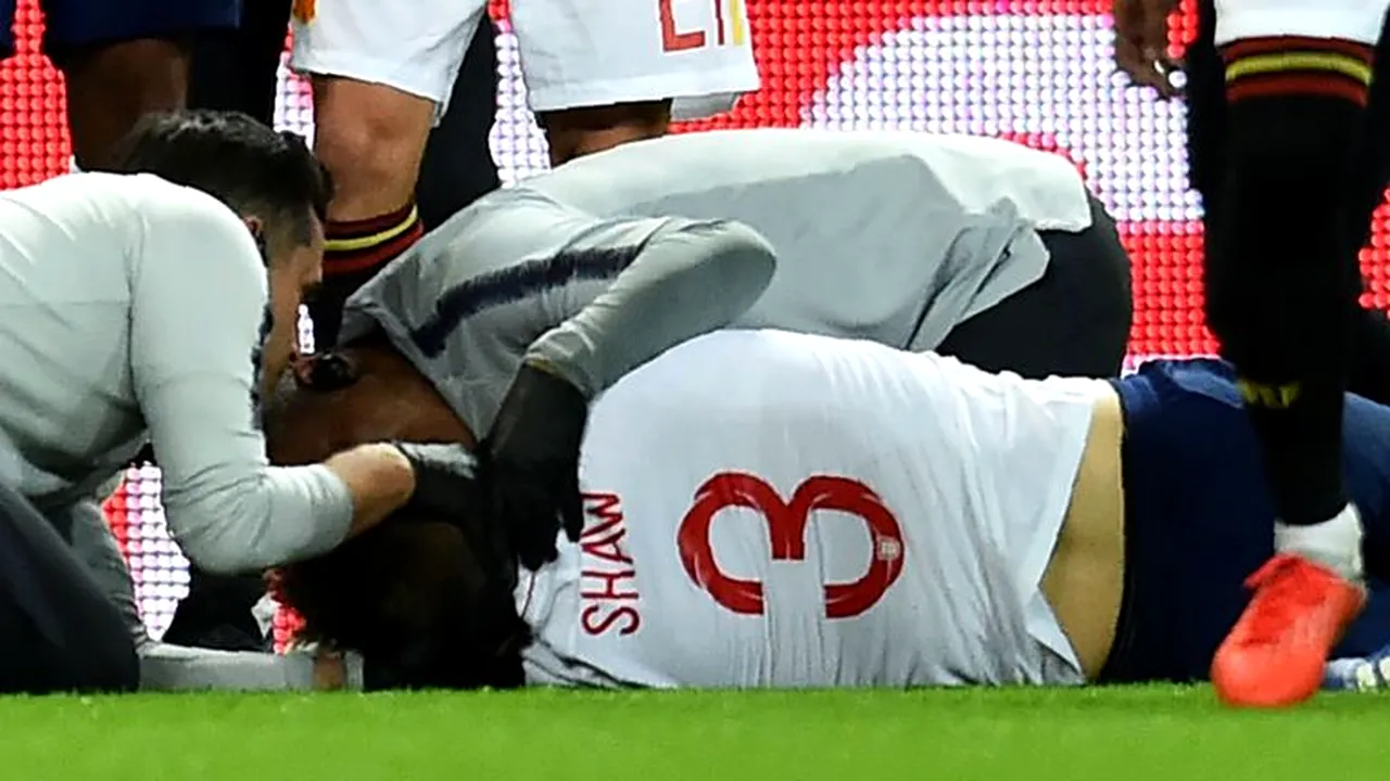 Luke Shaw și primul mesaj transmis după accidentare. Wembley a amuțit când a ieșit pe targă: 