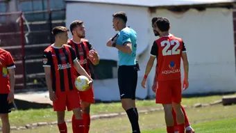 Situația ACSM Reșița, ”în aer”! Urmează numirea unui nou președinte, iar venirea lui Dorinel Munteanu pare iminentă. Valentin Ciucur: ”Va veni cu jucători, cu staff, să facă treabă!”