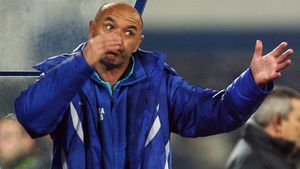 Rednic nu a semnat încă, un alt antrenor susține că e ofertat de CFR Cluj: "Va trebui să aleg!"