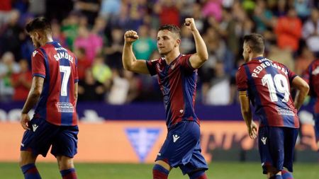 A "ucis-o" pe Barcelona în campionat, cu o dublă, și a intrat în atenția a două cluburi uriașe! PSG și Inter vor un fotbalist de la Levante