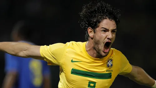 Alexandre Pato o părăsește pe Chelsea, dar rămâne în Europa. Brazilianul urmează să semneze cu o echipă din Spania