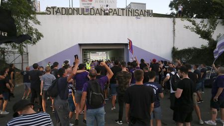 Poli Timișoara și-a luat adio de la meciuri pe stadionul ”Dan Păltinișanu”. Singura condiție în care ar mai fi putut juca și unde se va muta după ce arena Știința devine șantier