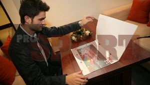 FOTO Vezi aici imagini cu Florin Bratu și calendarul oficial al PCH