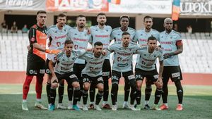 U Cluj vrea să se întărească și la nivel administrativ. Ardelenii l-au contactat pe unul dintre cei mai experimentați conducători din fotbalul românesc: „Avem treabă de făcut” | EXCLUSIV