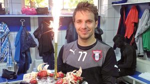 Alex Mățel a împlinit ieri 24 de ani și a primit cadou "un baraj": "Îmi amân nunta dacă ne calificăm la Mondial!"