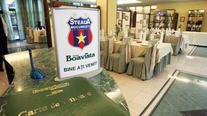 Steliștii s-au cazat în hotelul lui Borcea:** "S-ar supăra dacă ar vedea cum i-am primit!" Răduț doarme cu Tănase: singurul stelist care n-are coleg de cameră