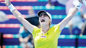 Monica Niculescu a încasat cel mai mare cec al carierei după triumful de la Guanzhou: peste 100.000 de dolari