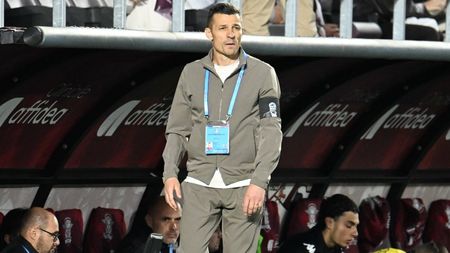 Costel Gâlcă l-a pus la zid pe Alex Dobre în fața colegilor săi. Ce i-a spus la antrenament