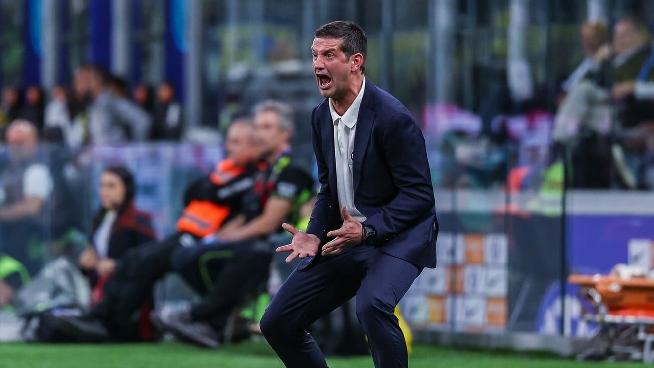 SENZAȚIONAL! Cristi Chivu e campionul Italiei după Inter - Parma 2-0: românul a intrat în istorie! Vezi aici sărbătoarea de titlu de la Milano