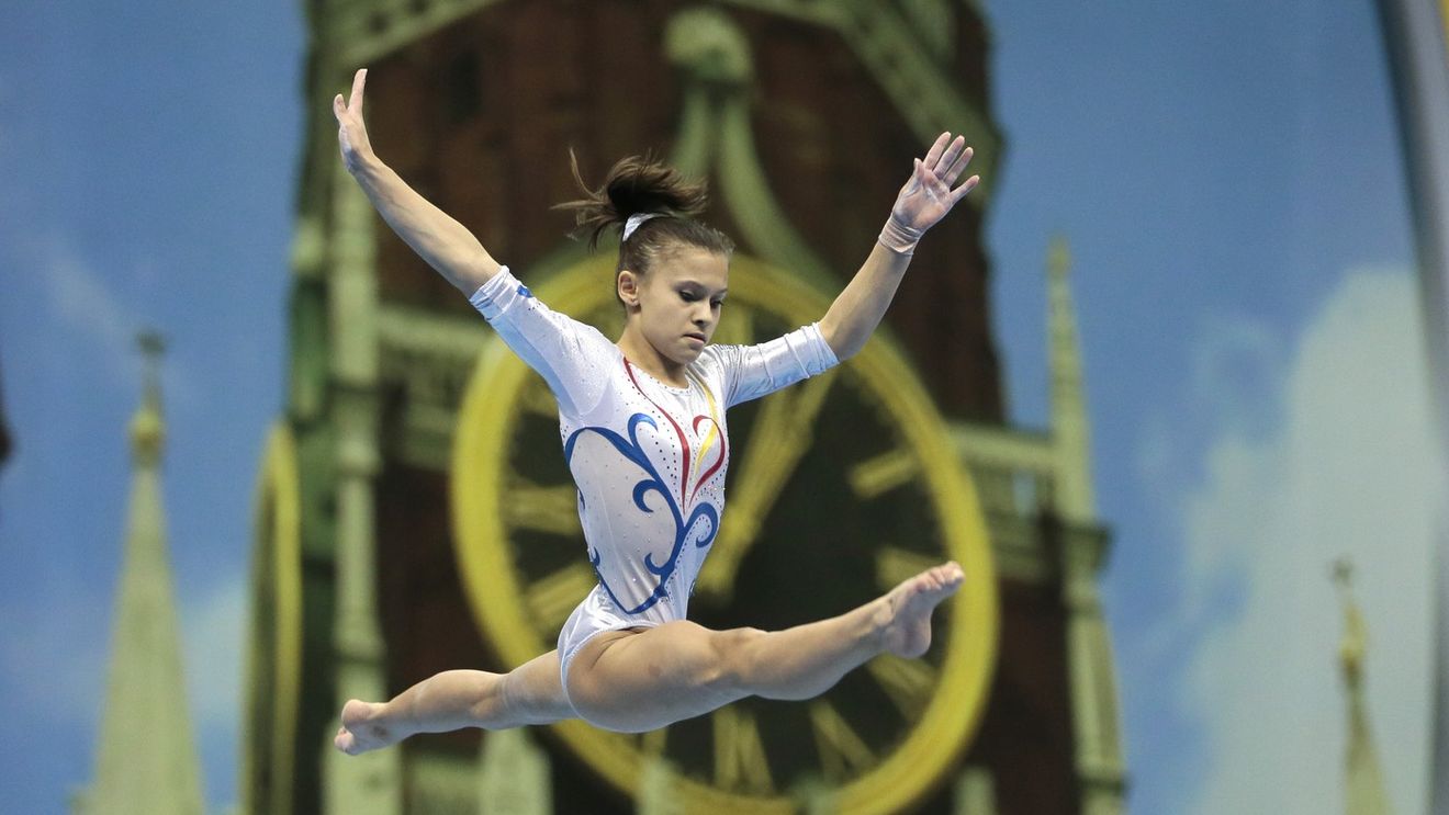 Diana Bulimar, în costum de baie. Apariție îndrăzneață a fostei gimnaste