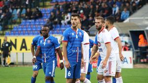 Andrei Chindriș i-a transmis lui Valeriu Iftime ce vrea să facă: „Eu țin cont de părerea copiilor” + Ce oferte mai are fundașul dorit de către Gigi Becali la FCSB