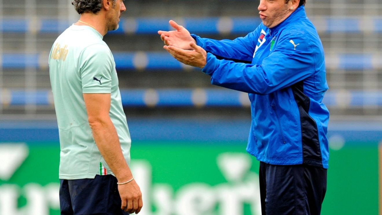 Tensiuni în vestiarul Italiei, jucătorii s-au revoltat împotriva lui Donadoni