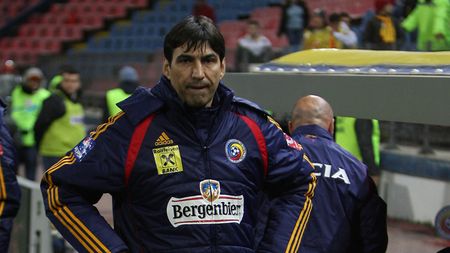Pițurcă: "Sper ca la meciurile noastre jumătate din stadion să fie români"