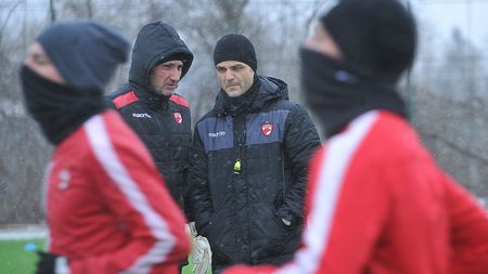 Dinamo a ratat play-off-ul, dar Bratu vrea prime pentru fotbaliștii săi: "O să vorbesc despre asta cu domnul Negoiță. E important"