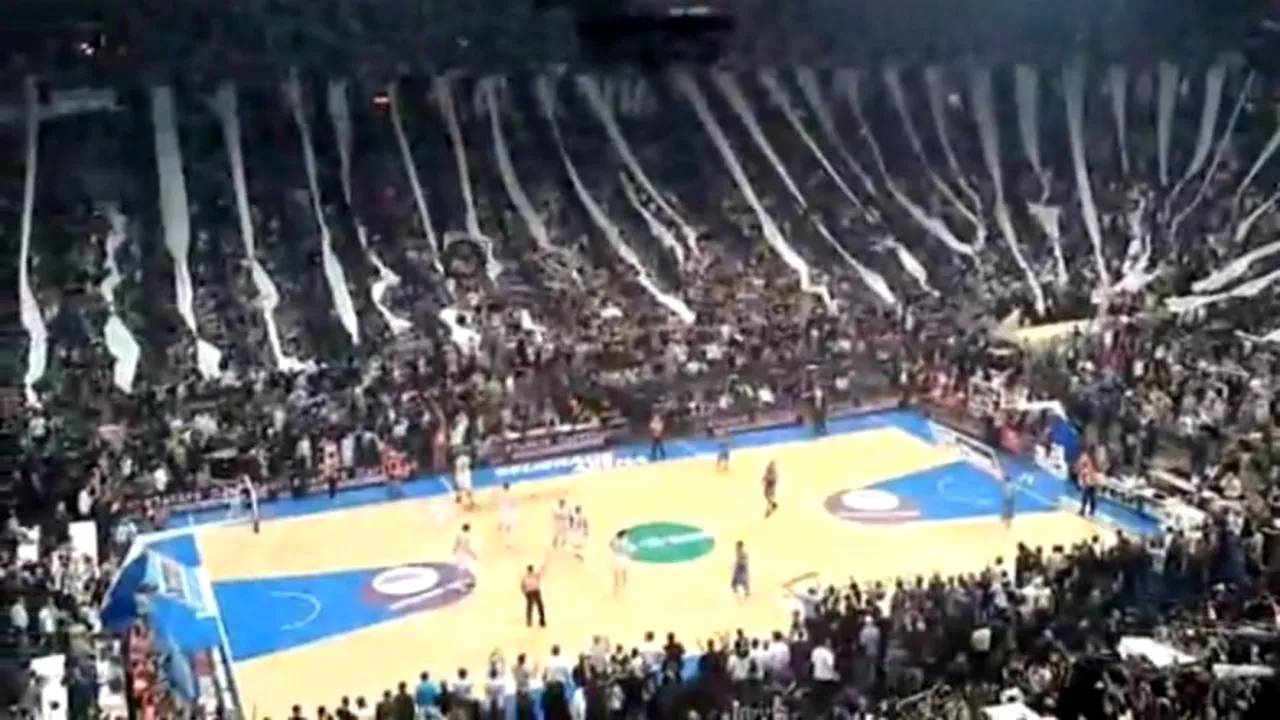 VIDEO A 'ars' sala din Belgrad!** 21.000 de fani ai lui Partizan au creat o atmosferă de vis la baschet!
