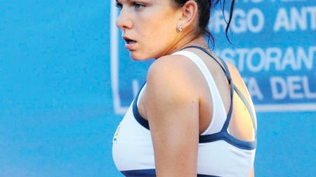 Simona Halep și Edina Gallovits,** eliminate de la Roland Garros