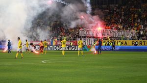 FRF, sub presiune! România, la un pas să joace iar fără spectatori! Meciul cu Muntenegru este de risc maxim pentru UEFA. Decizia luată după incidentele de la partida cu Finlanda | EXCLUSIV