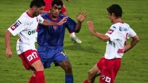 EXCLUSIV** A fost ZEU între "câini": golurile lui au ucis de fiecare dată Steaua! Acum merge pe urmele banilor la 3000 de km de România