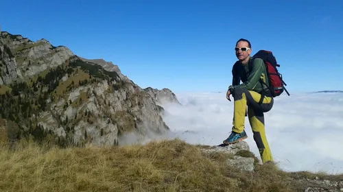 PORTRET | Viață de alpinist la 8.000 de metri și -20 de grade Celsius. De la slănina afumată și zăpada topită pentru hidratare, la partenerul de încredere și riscurile acceptate. Performanța lui Justin Ionescu