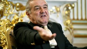 Gigi Becali nu are lacăt la gură și dezvăluie decizia pe care a luat-o în cazul lui Andrea Compagno: „Coman nu a zis așa! Dă 20 de goluri și apoi uită?”