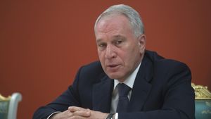 Povestea lui Iuri Kovalciuk, omul de știință care i-a băgat în cap lui Vladimir Putin refacerea Rusiei Mari! Cum a ajuns bărbatul cu doctorat în fizică să fie singurul care îl mai influențează pe președinte