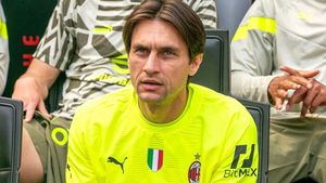 Ciprian Tătărușanu, înapoi la AC Milan?! Suporterii îl cer pe român în locul lui Marco Sportiello: „Aduceți-l înapoi! E de două ori mai bun!”