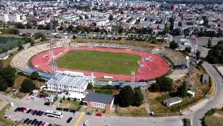 Începe demolarea stadionului ”Nicolae Dobrin”! Costurile și în cât timp terenul trebuie să fie pregătit pentru construirea noii arene. Cum arată acum stadionul din Pitești | VIDEO