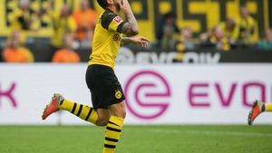 Paco Alcacer iese la atac, după ce a "rupt norii" la Dortmund: "La Barcelona n-am jucat în cinci meciuri consecutive"
