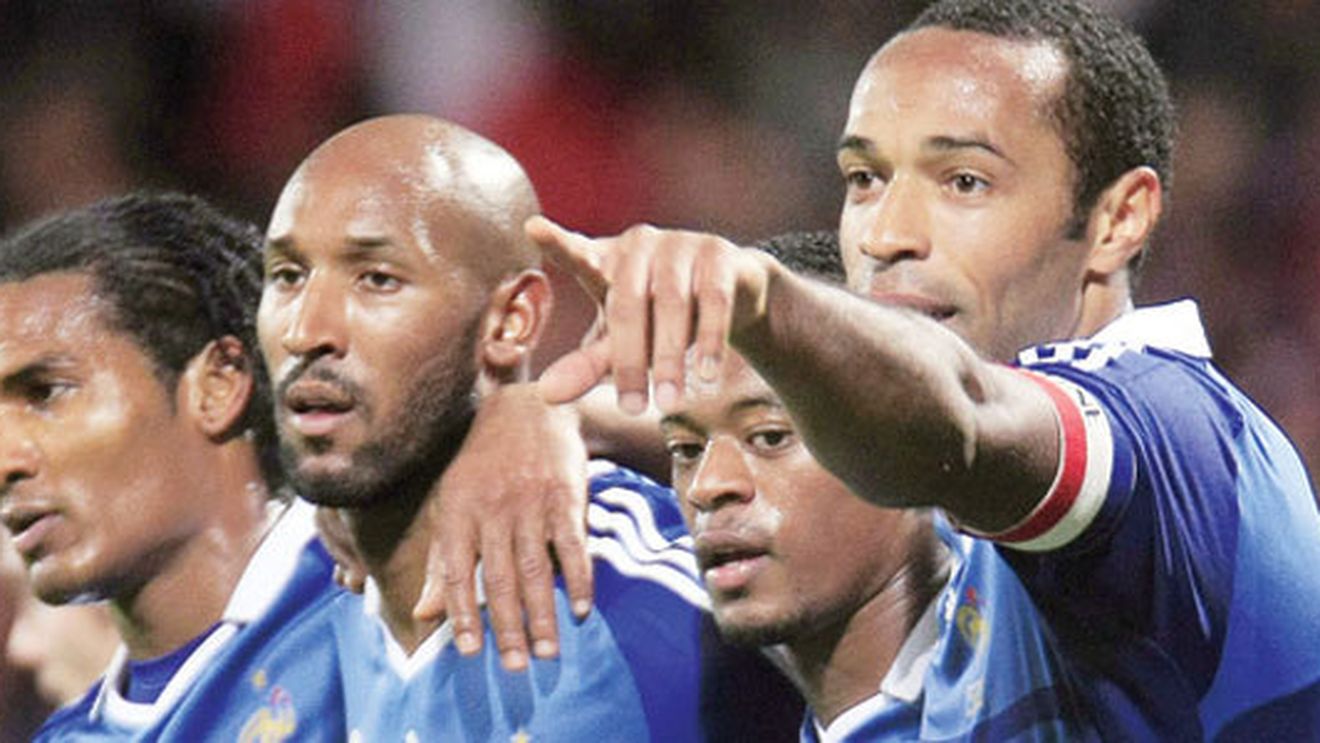 Francezii lasă diplomația la o parte! "Vomităm pe generația de imigranți!"