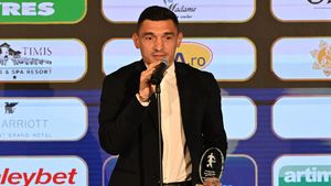 Claudiu Keșeru, despre transferul lui Louis Munteanu în Franța: „Am un mic dubiu”. Părerea neașteptată a fostului atacant despre suma de transfer. INTERVIU