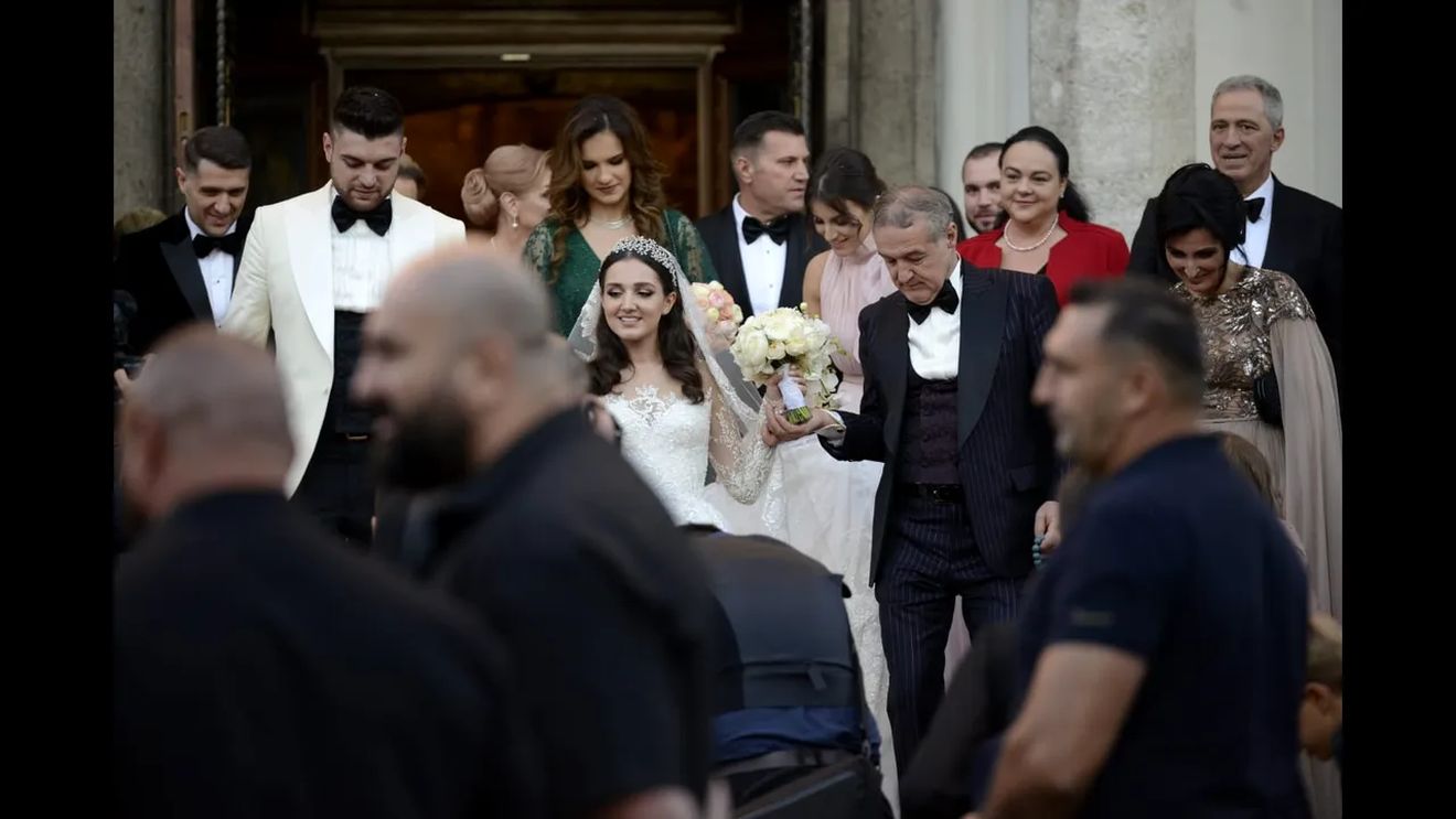 Decizia surprinzătoare luată de fiica cea mare a lui Gigi Becali: s-a hotărât ce va face cu hotelul din stațiunea Venus, primit cadou de la tatăl ei! 