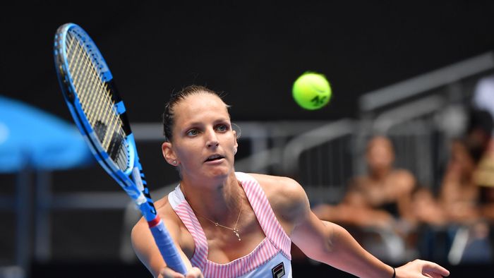 Simona Halep - Serena Williams | Posibila adversară din "sferturi" ia cuvântul: "Uneori nu ai ce să faci împotriva ei" vs. "Acest lucru îi dă încredere". Ce așteaptă Karolina Pliskova