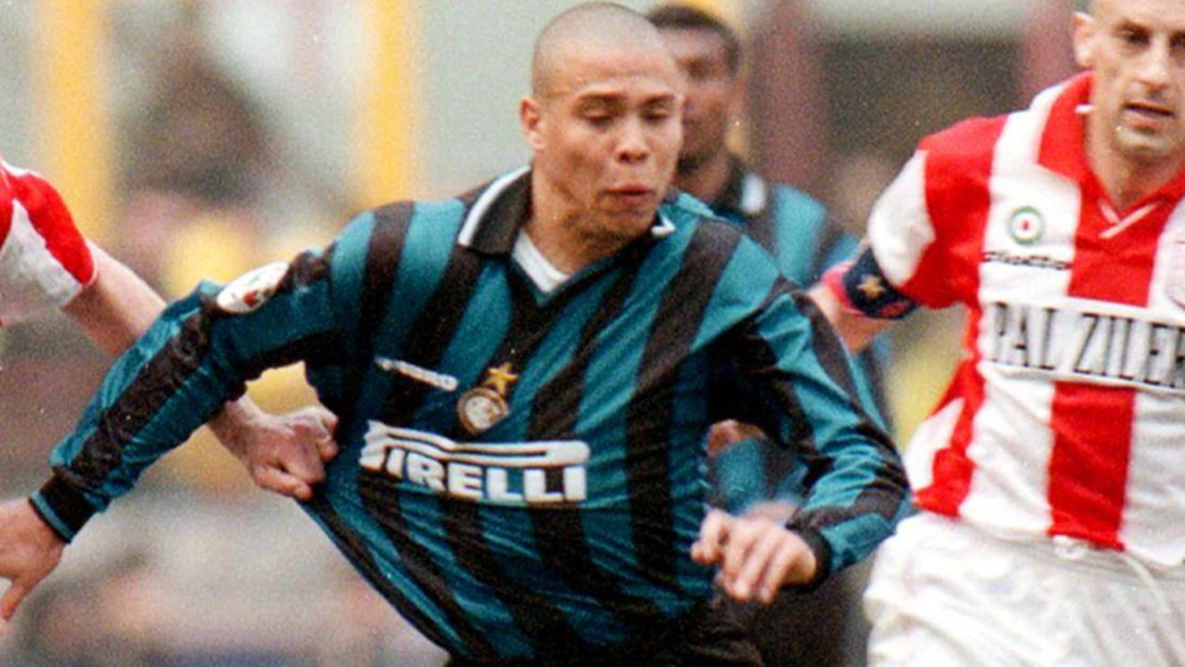 Ronaldo s-a RETRAS din fotbal!** VIDEO TOP 10 goluri înscrise de "Il Fenomeno"