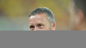 "Pe noi ne-a distrat acest discurs cu accente semicanibalice". Mihai Stoica l-a ironizat pe Flavius Stoican, cu câteva minute înainte de startul partidei Poli Iași - FCSB!