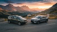 Francezii au comparat Dacia Duster cu mini Range Rover-ul chinezesc: „Și-a găsit nașul?”
