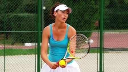 Alexandra Cadanțu, în turul doi la Lutz