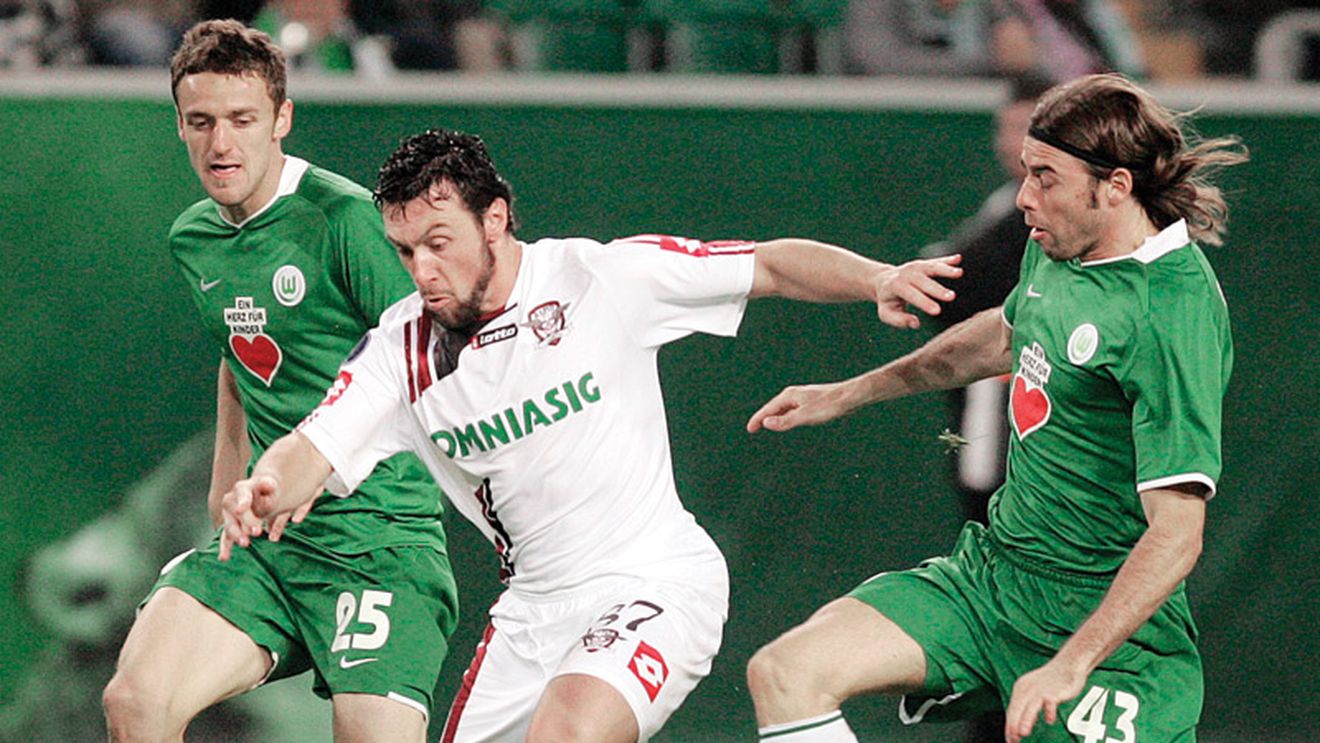 Andrade și Pitbull joacă pe prime duble