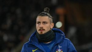 Veste uriașă primită de Radu Drăgușin înaintea derby-ului cu Arsenal! Ce se va întâmpla cu românul