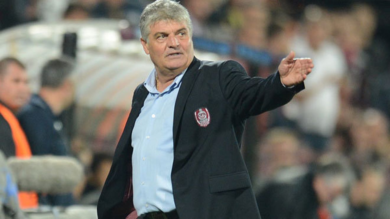 S-a aprins derby-ul! Andone, atac la Reghecampf:** "Să-și vadă de treaba lui! Să ia 3 titluri și apoi să vorbească de mine!"