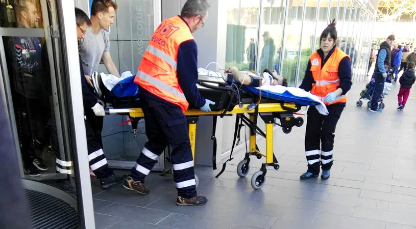 Un fost jucător al CFR-ului a căzut de la etajul trei al unui hotel! UPDATE Fotbalistul care ar fi încercat să se sinucidă a fost operat, intervenția durând peste șase ore