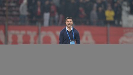 Bratu anunță încă două transferuri la Dinamo! Antrenorul din "Groapă" e mulțumit de evoluția echipei din playout: "Ne-am format un stil de joc"