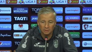 Dan Petrescu explică motivul pentru care Burcă joacă pe postul de fundaș dreapta la derby-ul CFR - FCSB + de ce Cristi Manea și Alexandru Chipciu privesc partida din tribună