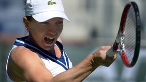 Halep s-a retras de la Roma din cauza unor dureri la mușchii abdominali. Accidentările se țin lanț. "Era imposibil să continui"