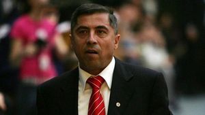 "Steliștii au figuri prea mari!** Îi vreau în afara Europei!"