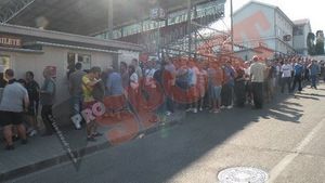 Steaua a vândut doar 11.200 de bilete în două zile!** Becali: "Schalke nu e echipă mare, Raul nu e vedetă! Sunt de ajuns 15 mii de fani"