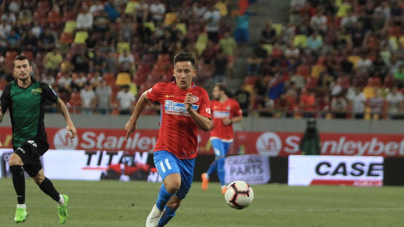 Moruțan "bombardat" de fanii lui Dinamo. Ce i-au făcut "câinii" în timpul primei reprize