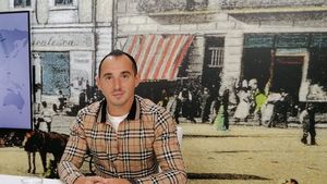 Derapaj rasist promovat de președintele celor de la Petrolul Ploiești! Ce a putut posta Claudiu Tudor pe pagina sa de facebook chiar înaintea meciului cu Rapid. SPECIAL