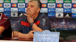 Ando, pe făraș?** Oficialii clujeni negociază cu două nume mari din Italia. Tehnicianul care a făcut MINUNI cu Lazio e favorit să vină în Gruia! "E o chestiune de timp"