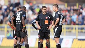 Ori bateți, ori plătiți!**